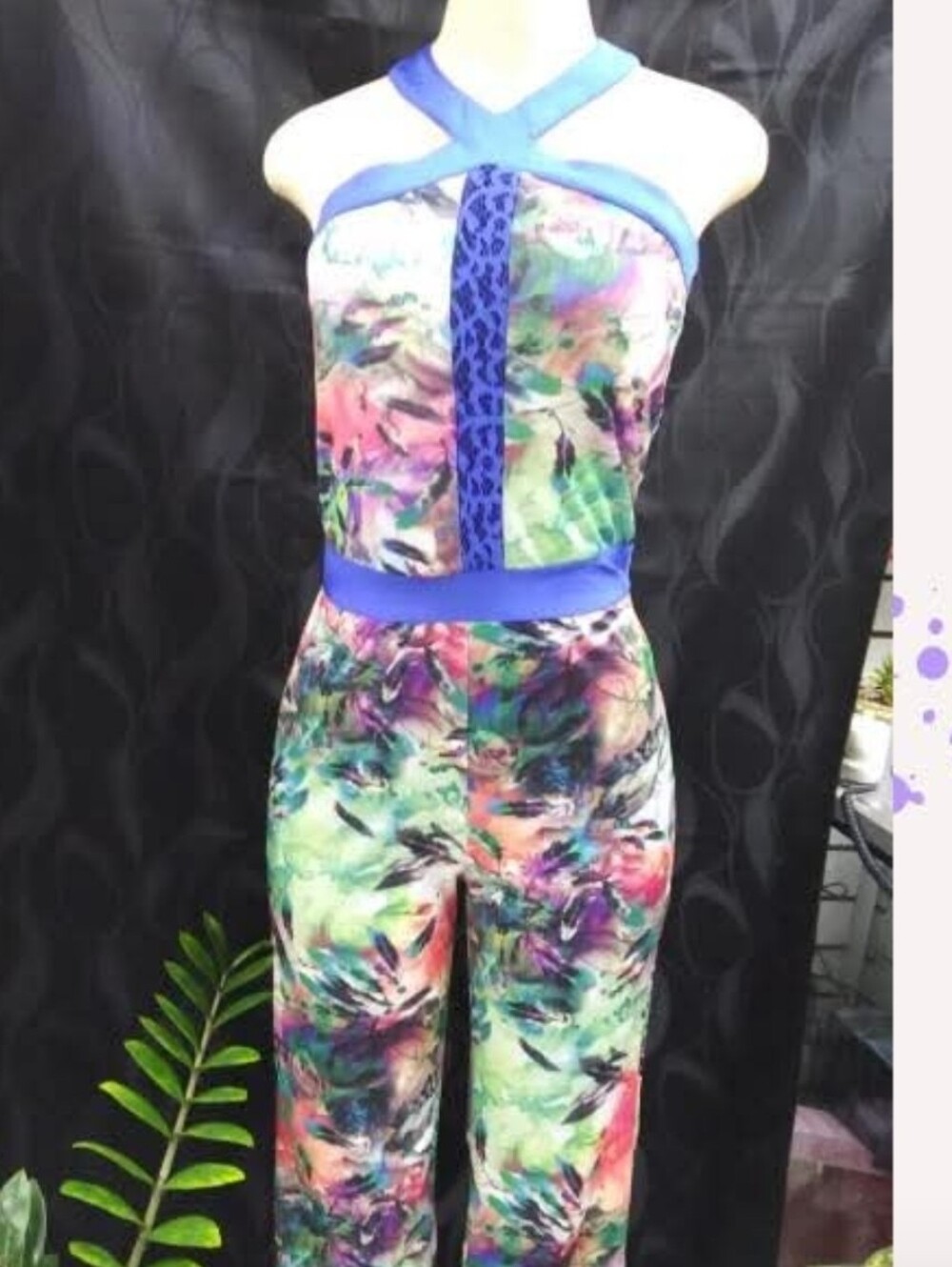 Vibrant Floral & Tropical Cross-Neck Sleeveless Jumpsuit​. Size Med